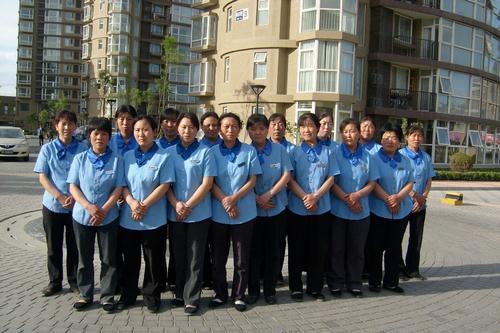 物業公司如何提升保安保潔服務水平